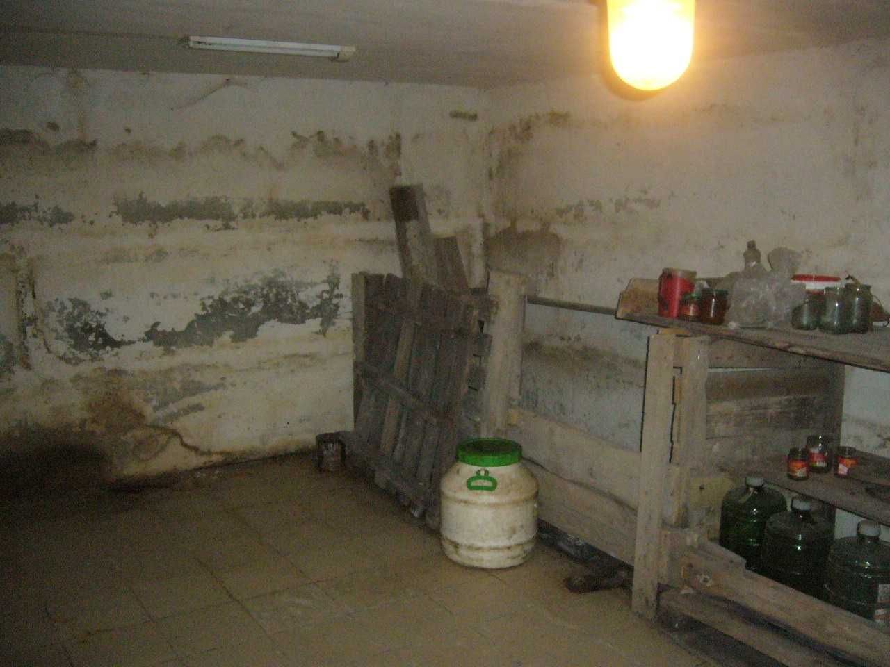 Сдам 188м цех с возможностю проживания-2 хв. м. Масельского 380В склад