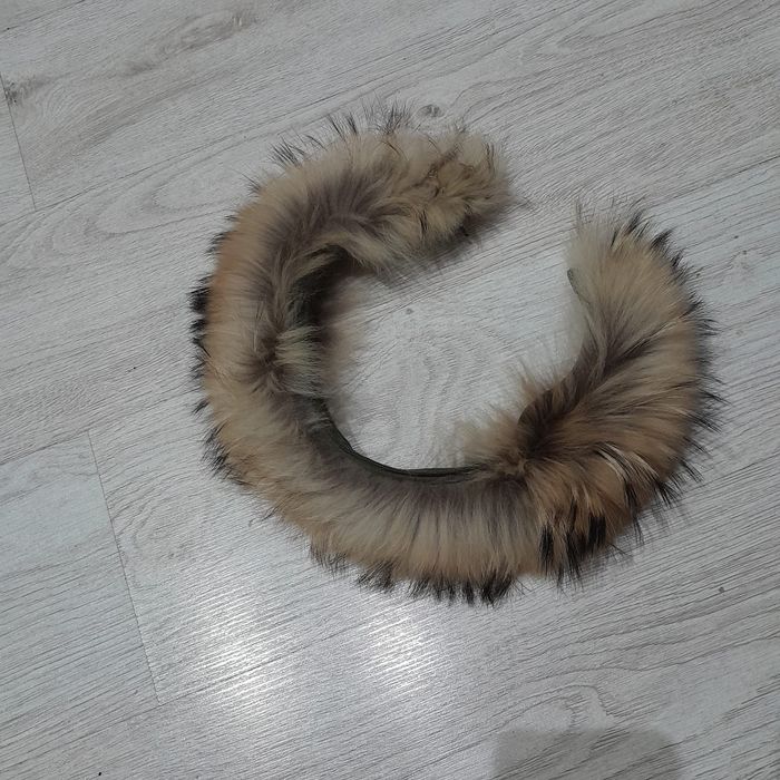 Futerko naturalne obszycie kaptura 52cm