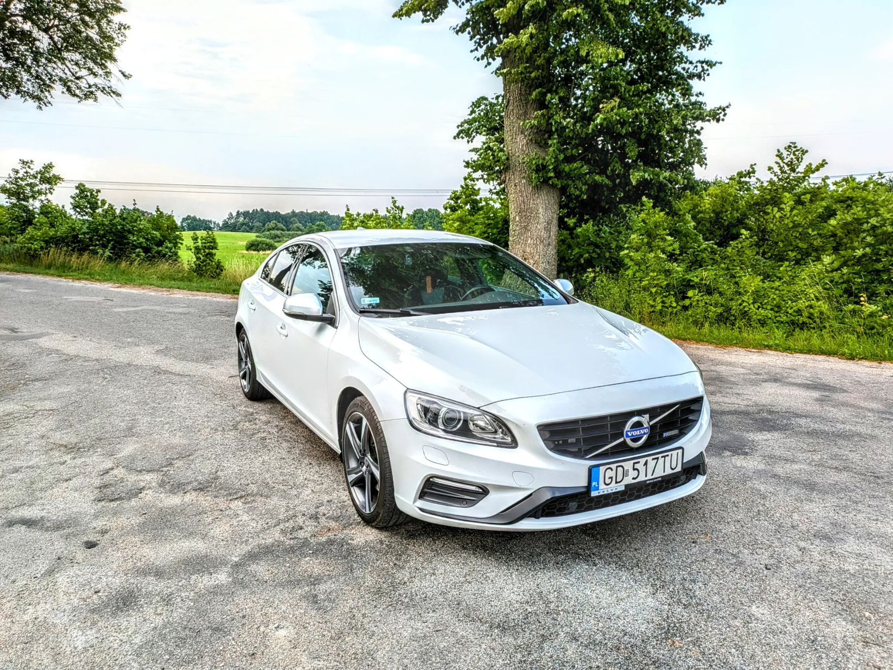 Volvo S60 Volvo S60 2015 T5 R-design Salon PL Harman Kardon Opinia Rzeczoznawcy