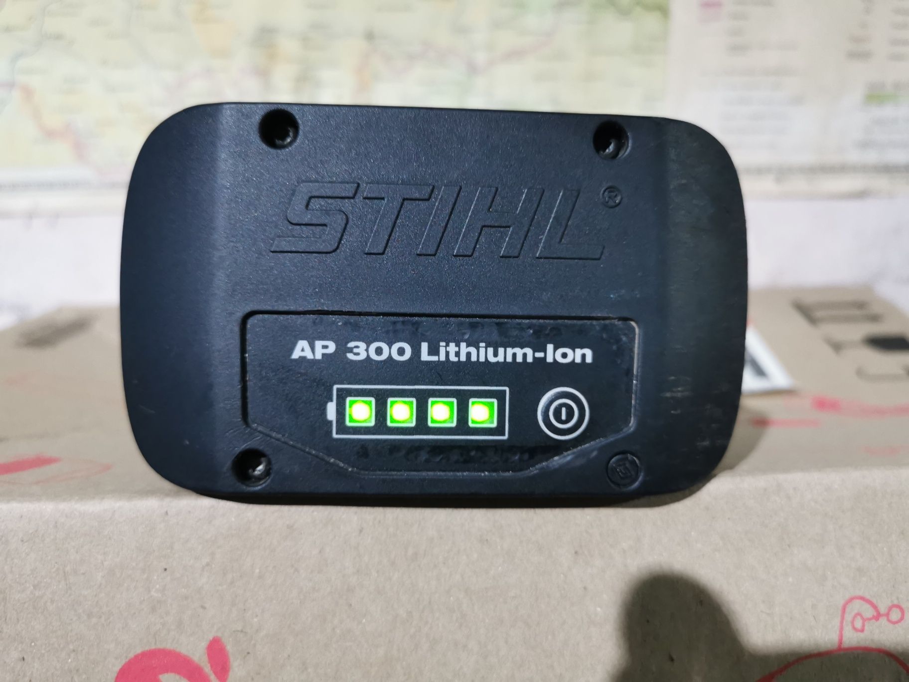 Акамулятор Stihl AP 300 li-on батарея для msa fsa