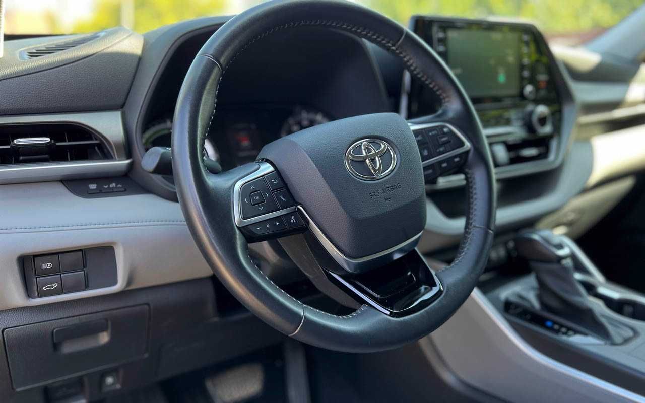 Toyota Highlander 2020
