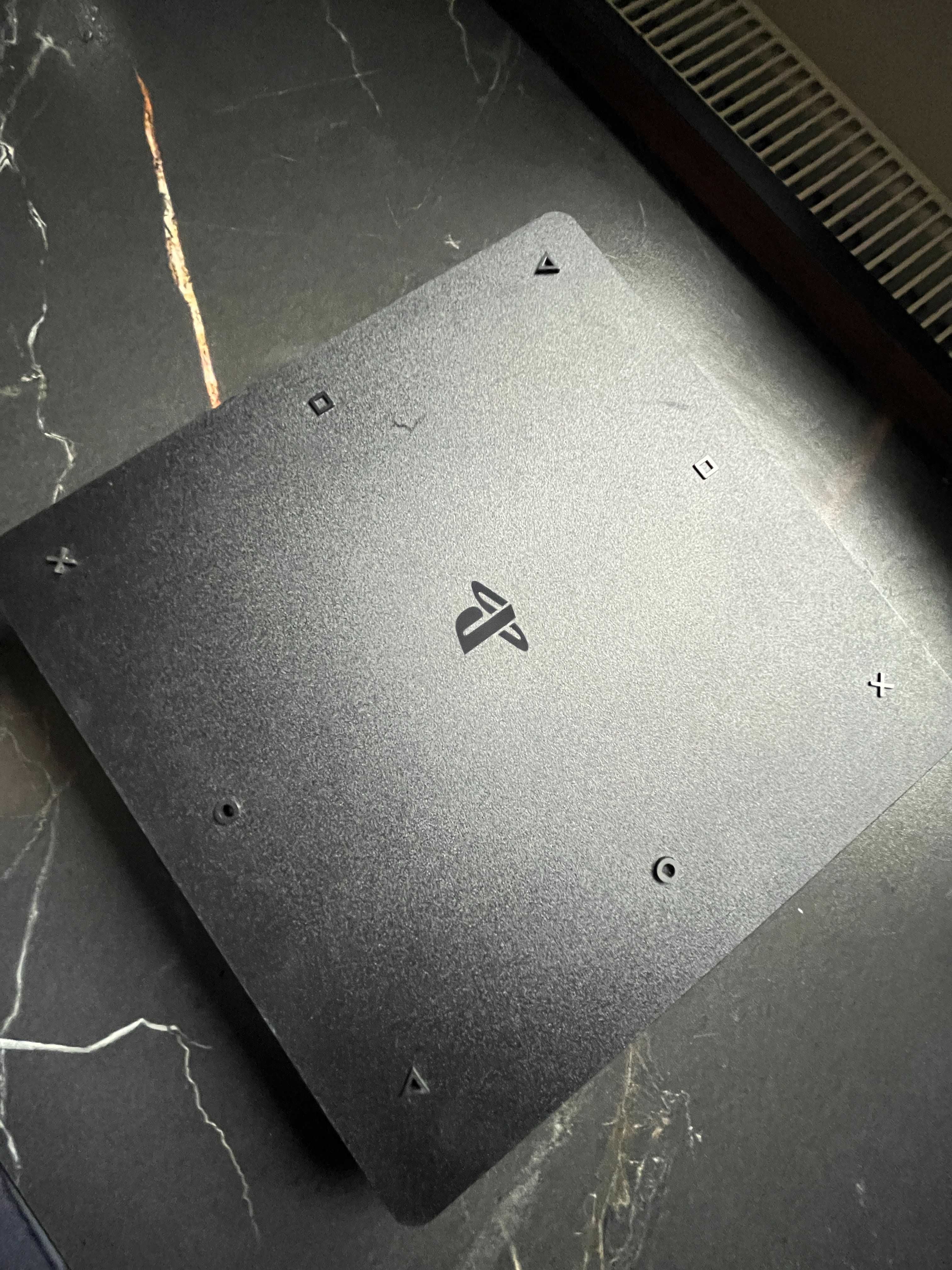 Konsola PlayStation4