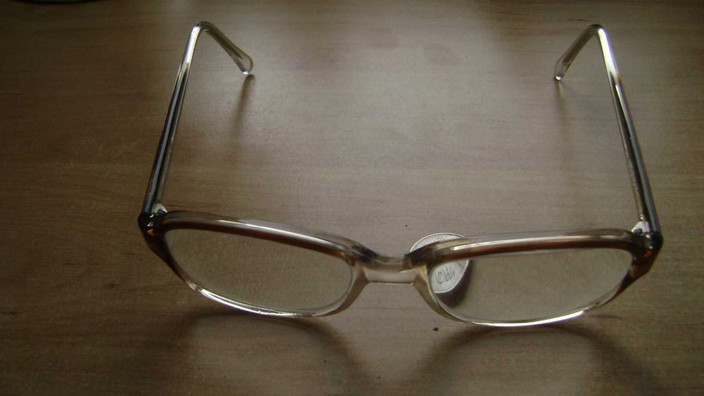 Starocie z PRL - Okulary korekcyjne damskie +2 dioptrie rozstaw 14cm