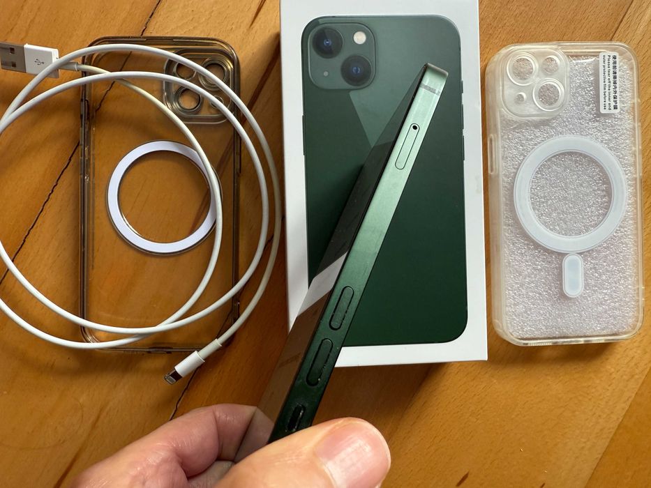 Phone 13 128GB Green iOS 18.7.1 bateria 88%
