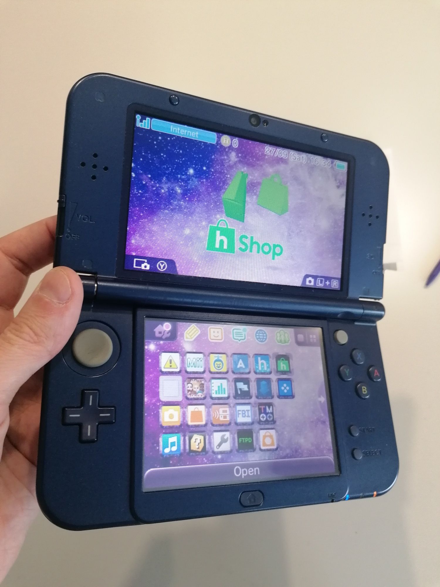 Nintendo New3DS XL Galaxy 32GB Homebrew