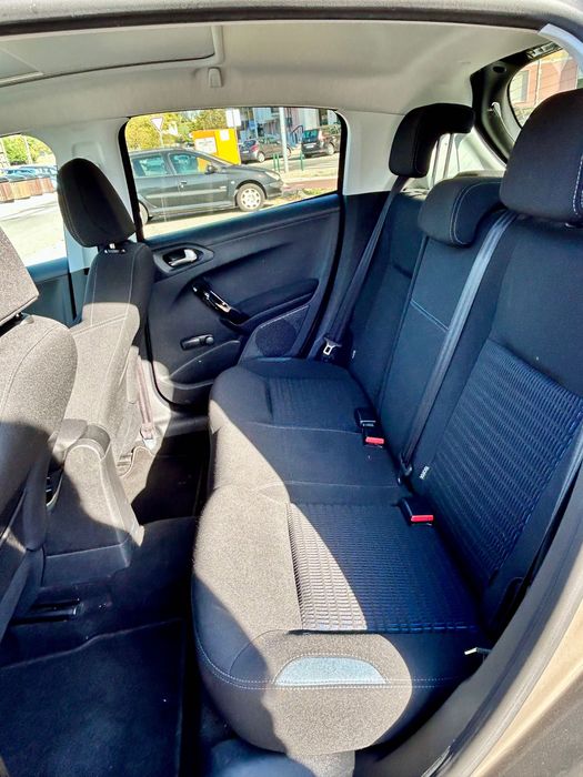 Peugeot 208 1.6hdi Allure Caixa Automática