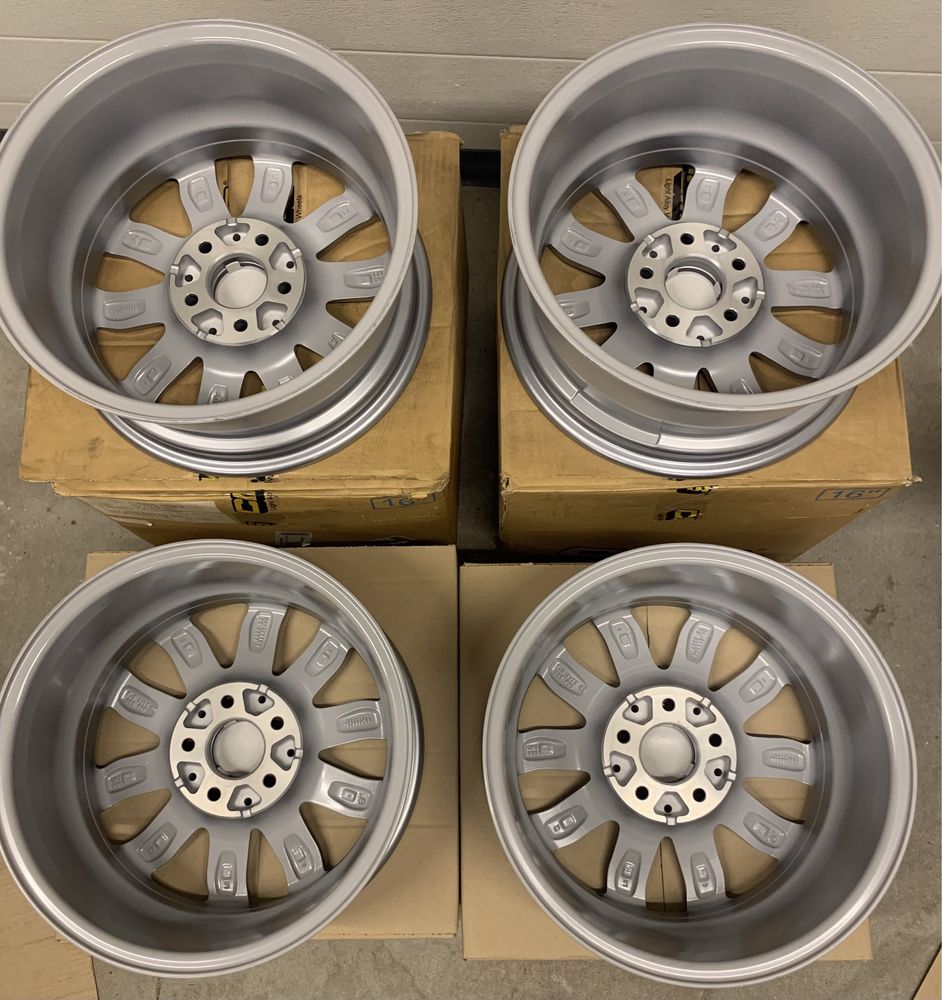 Fabrycznie nowe alufelgi 16 CMS  5x112 za 50% cenaZAkomplet