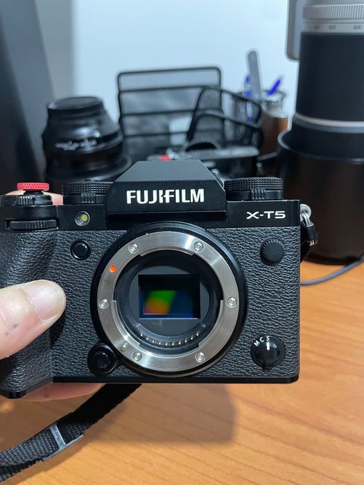 Fujifilm X-T5 com extras