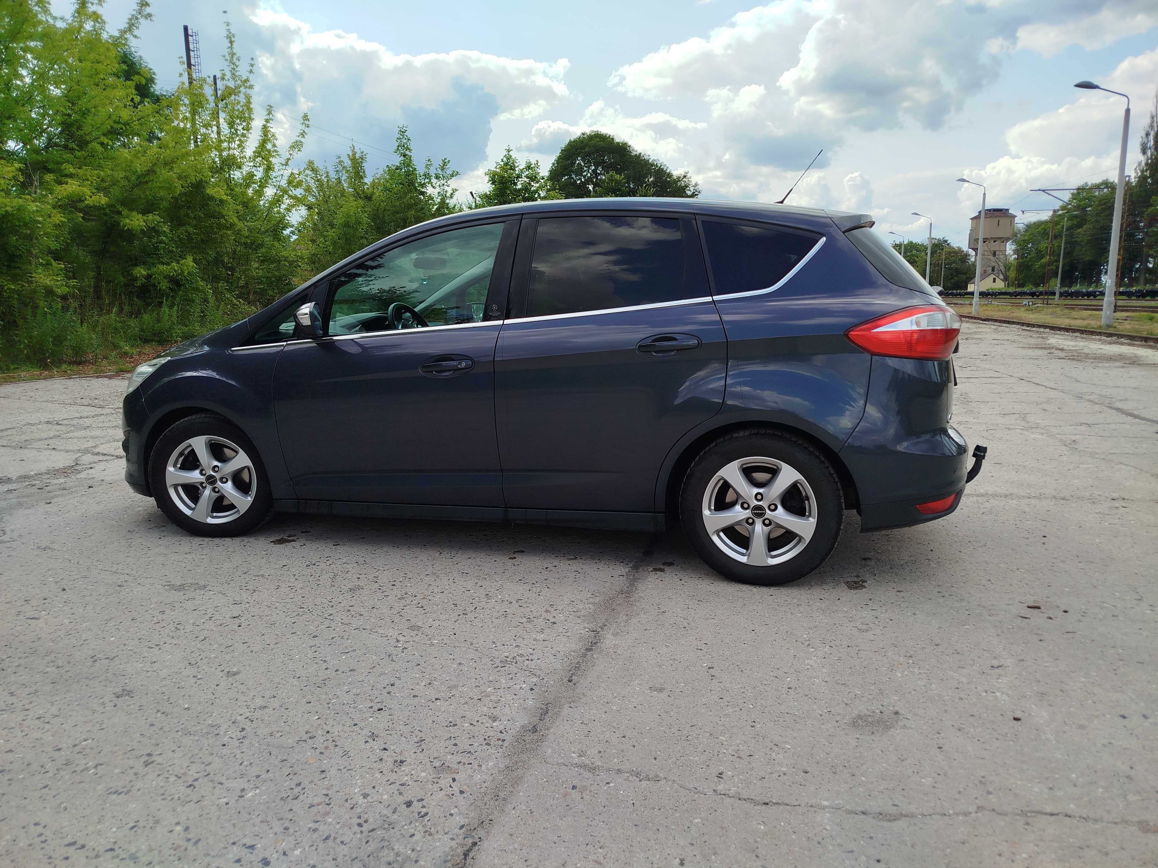 Ford C-Max 2.0 TDCi (2012) - Diesel, Manual.
