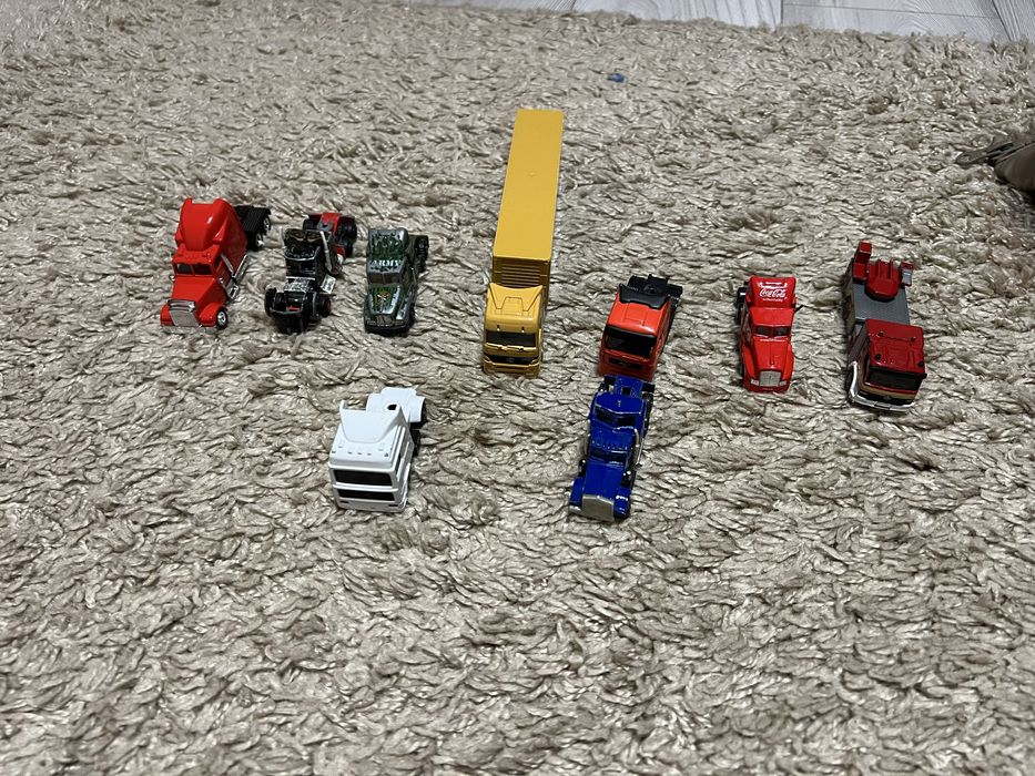 Іграшкові фури модельки