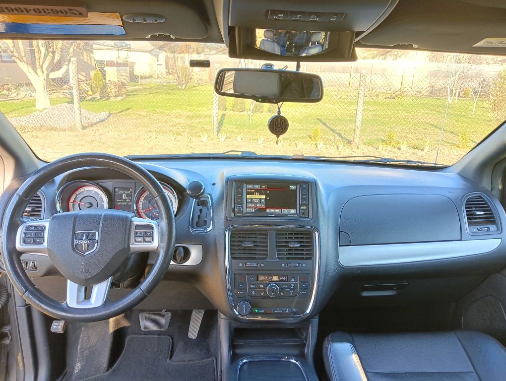 Авто Dodge Grand Caravan/Додж Гранд Караван 7 місць