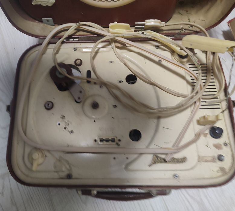 Продам радянський програвач  ,,Ювілейний".