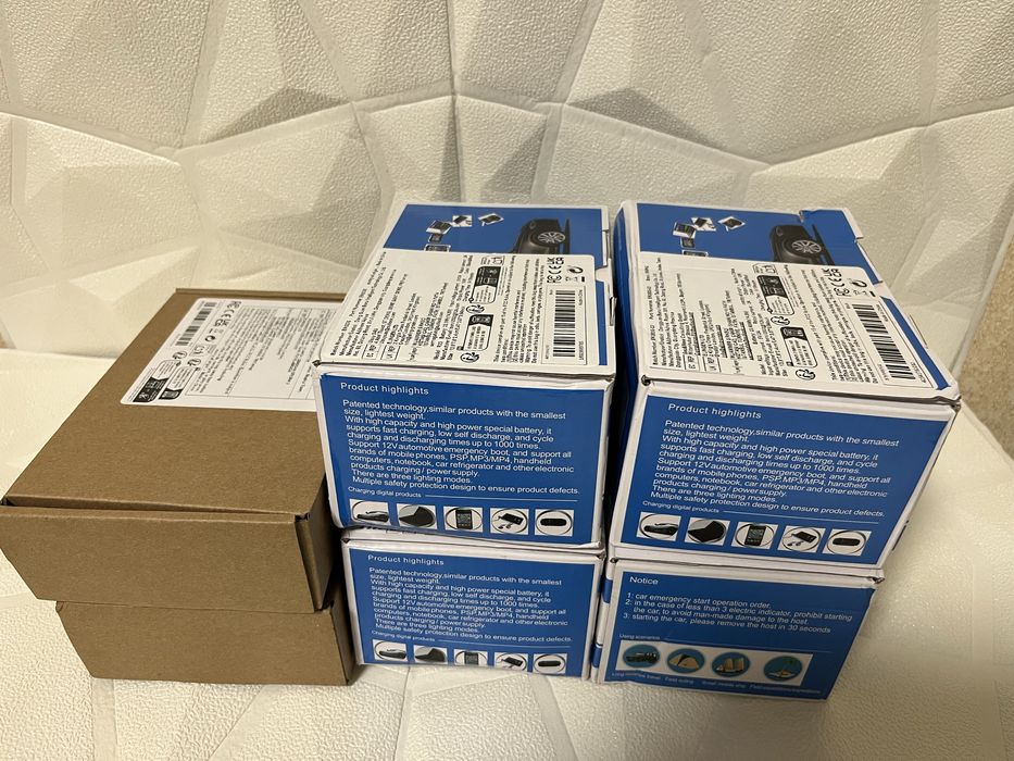 Бустер для авто 12 В новый