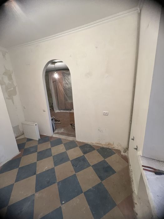 Продам 1 ком. на 3 этаже в кирпичном доме(Sher)