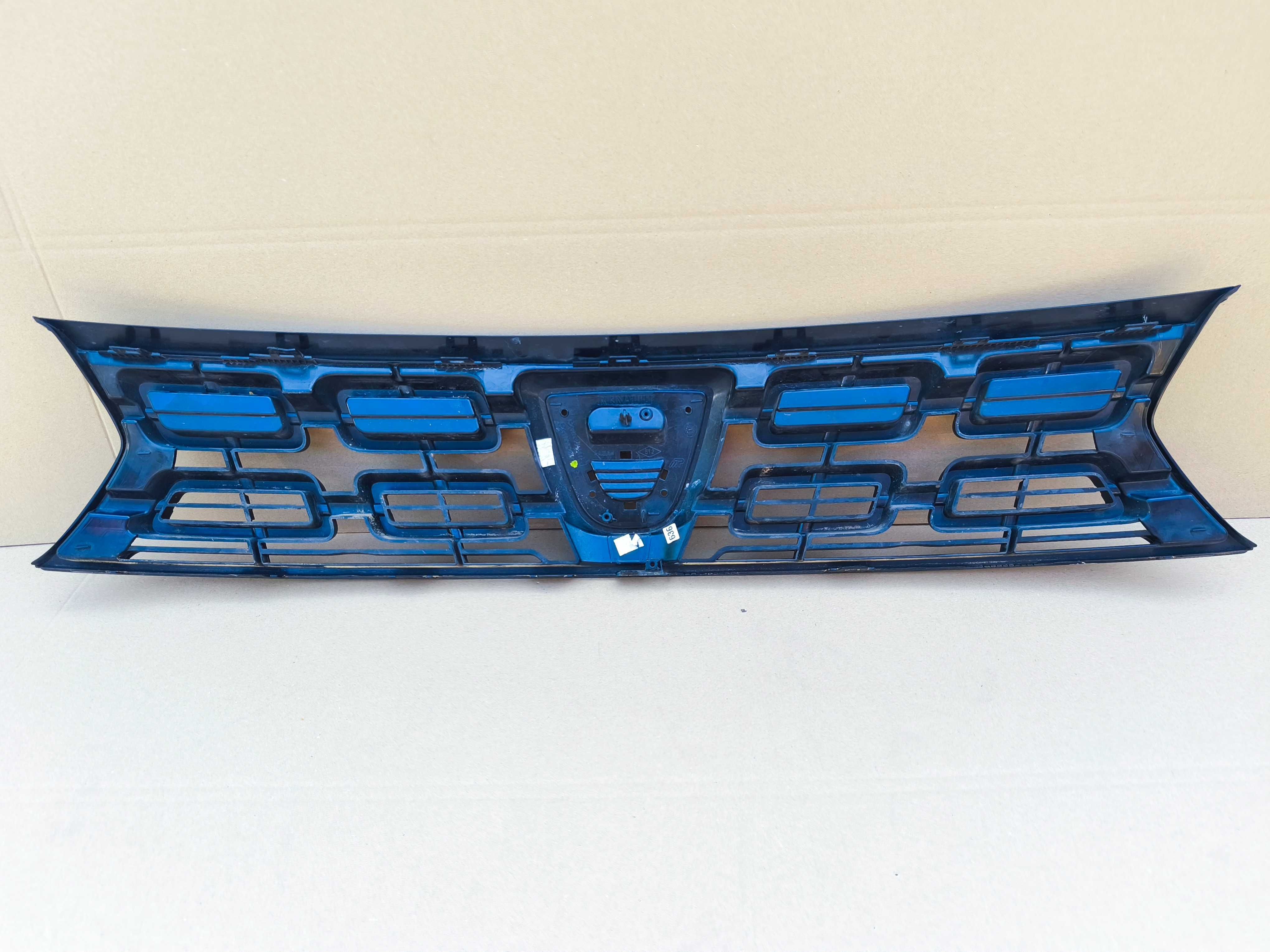 Dacia Duster II grill atrapa zderzaka chrom kratka 623.103.440R