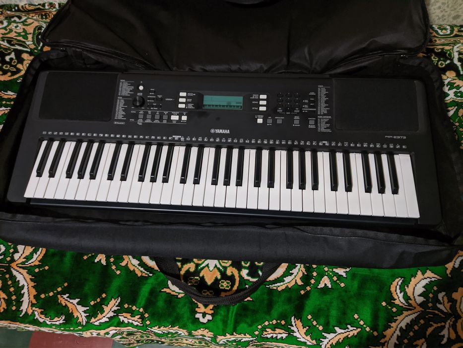 YAMAHA PSR-E373, з додатковими стилями, з чохлом та мікшерним пультом