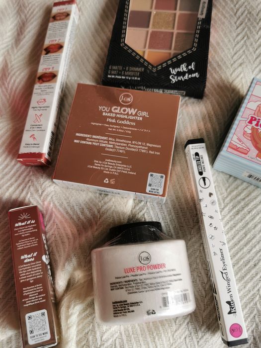 Jcat beauty torba pełna kosmetyków