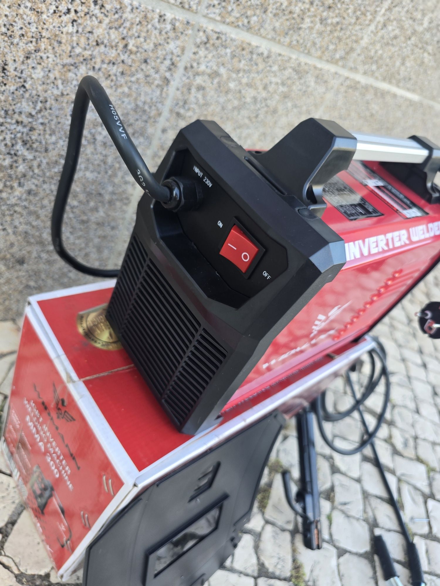 Aparelho de Soldar Inverter 300 A novo

90 €

Descrição

Widma