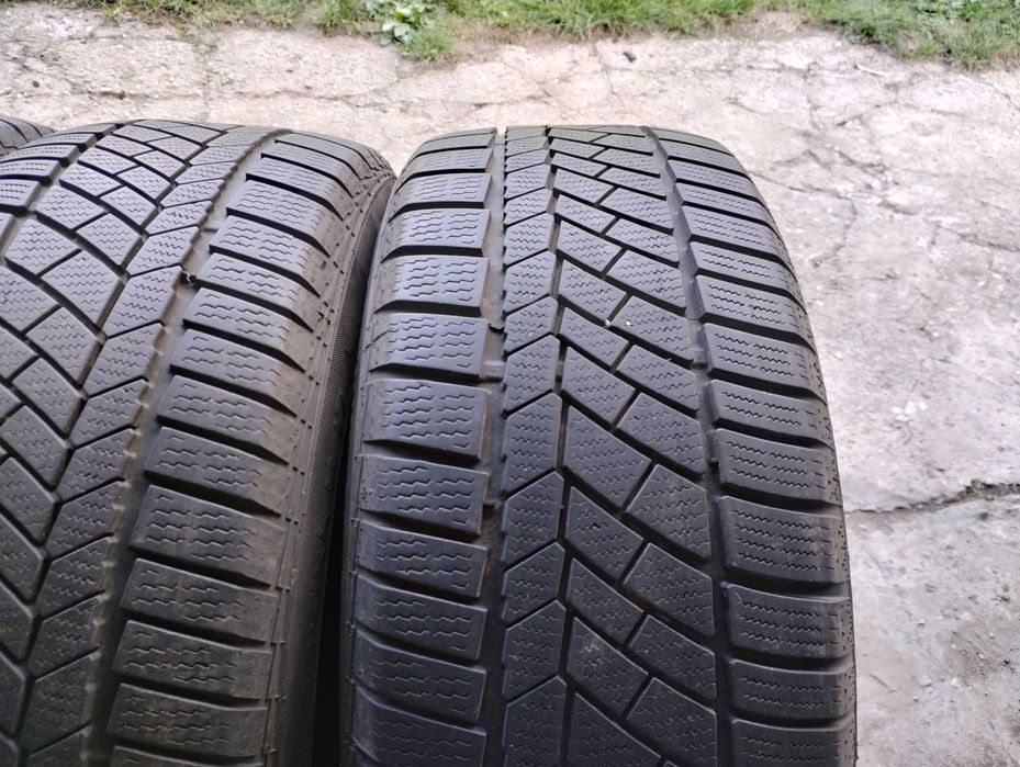 Opony zimowe Continental 225/55/17 TS 830P