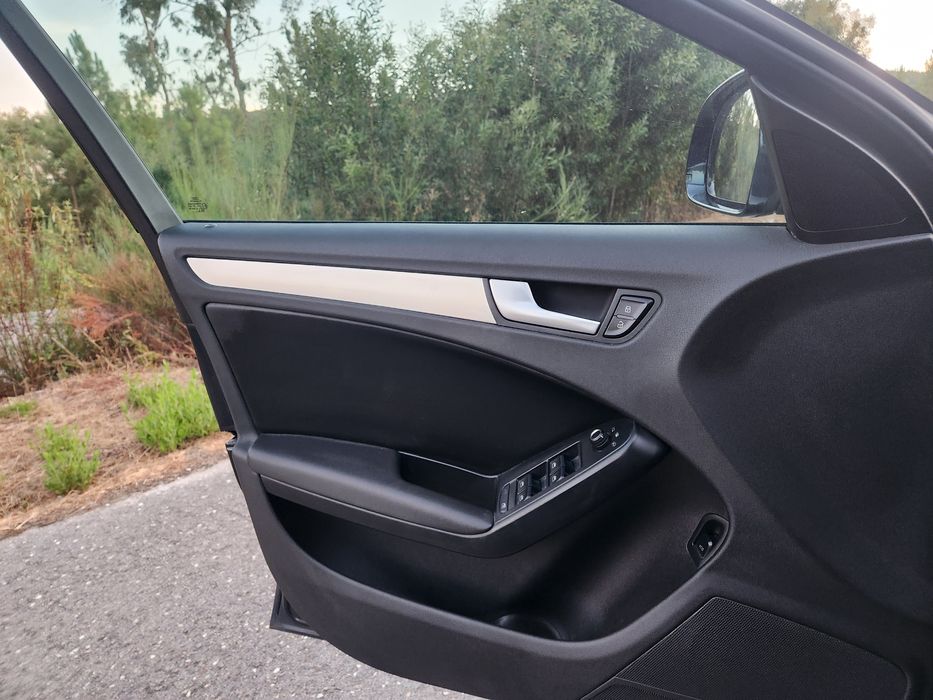 Audi A4 2.0 TDi automático 18 meses de garantia