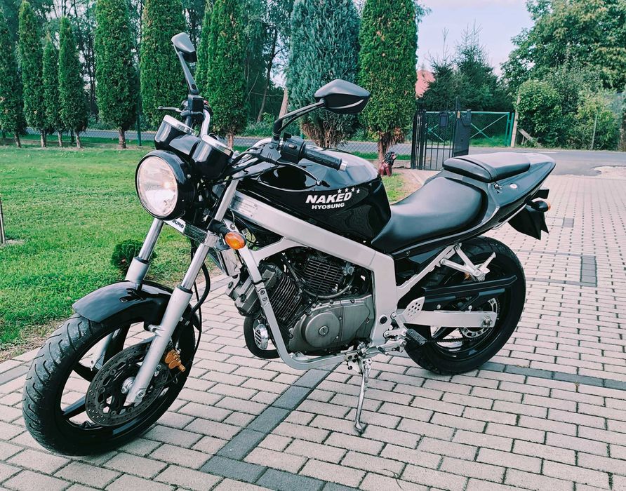 Hyosung Naked GT 125 Na kat. A1/B