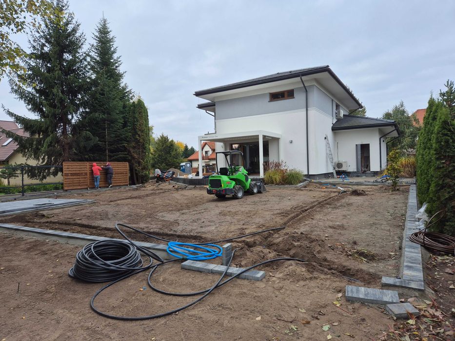 Równanie terenu czyszczenie działek drenaż prace ziemne ogrodnicze