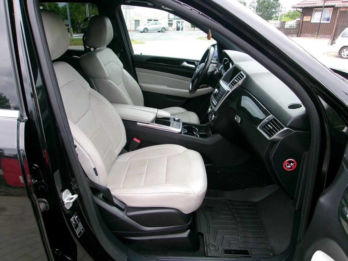 Mercedes-Benz ML Salon Polska + AMG