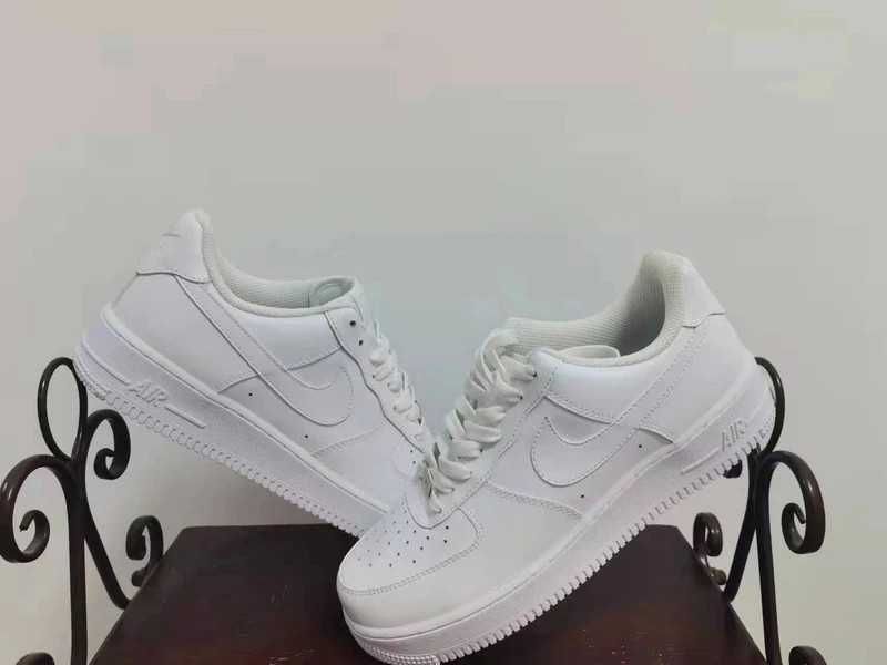 Nike Air Force 1 Low '07 White 39