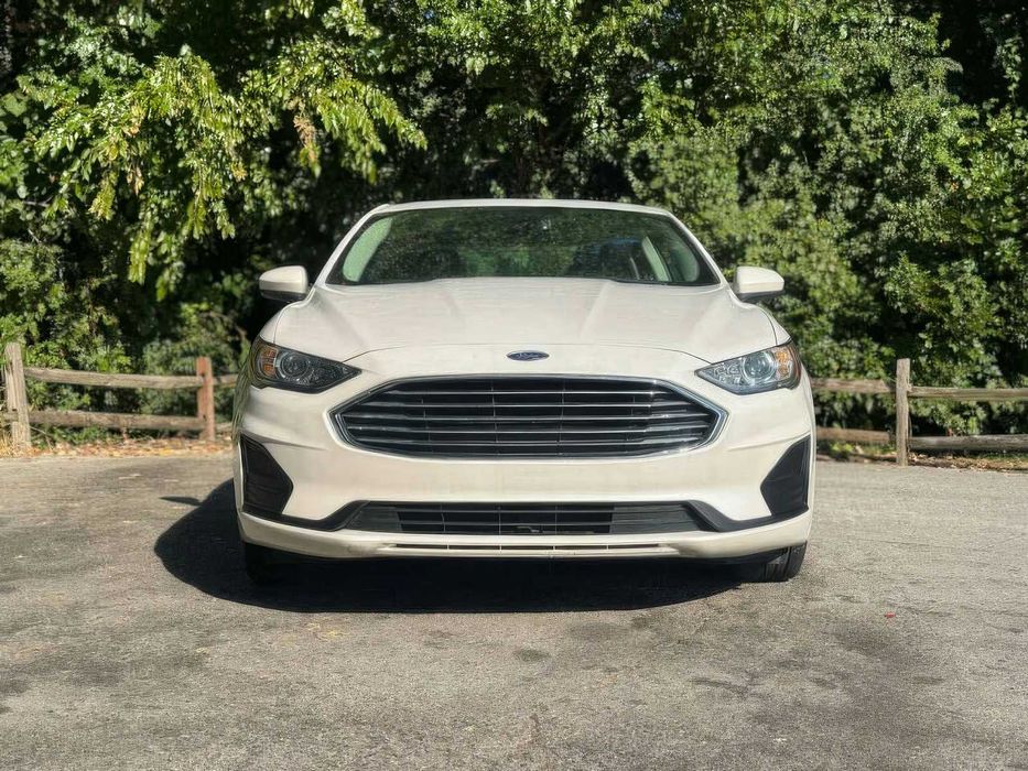 Ford Fusion SE      2019