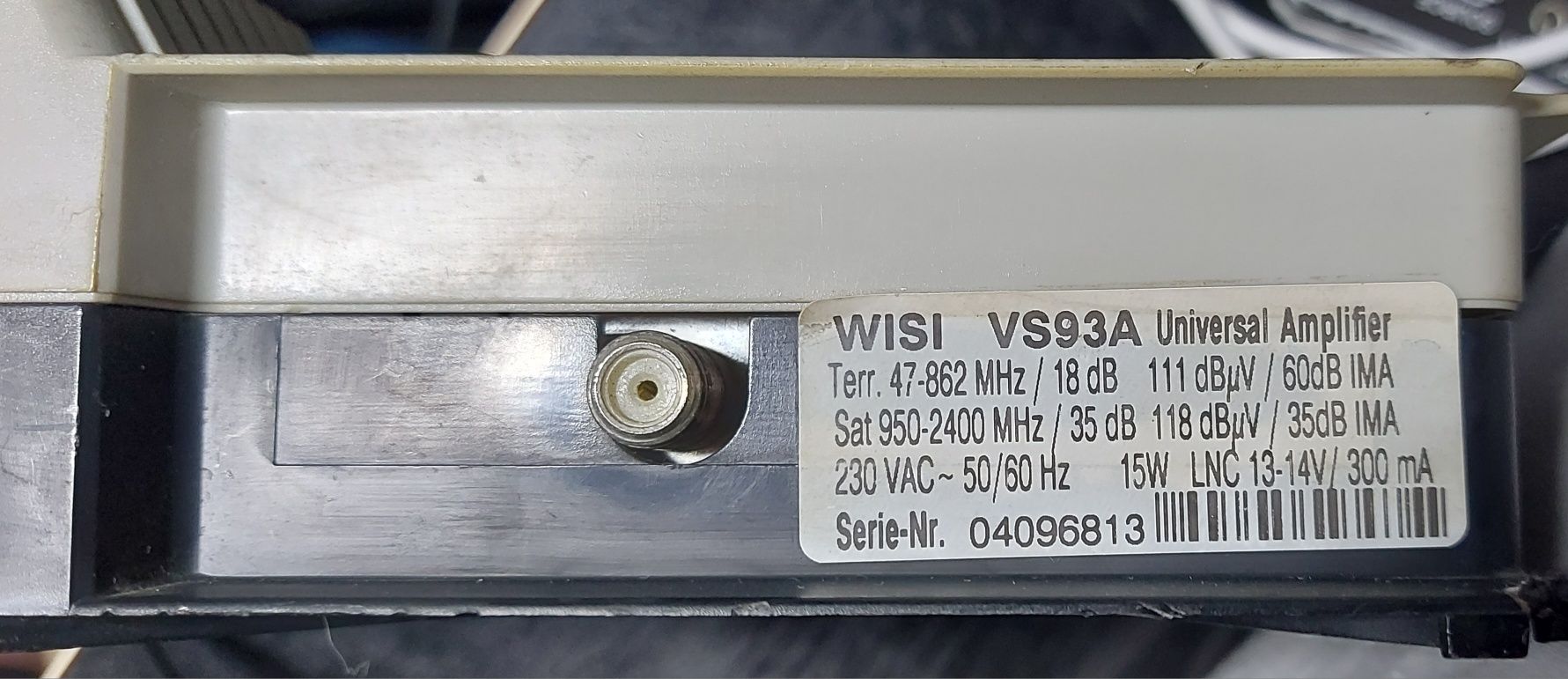 Підсилювач SAT TV сигналу WISI VS93A