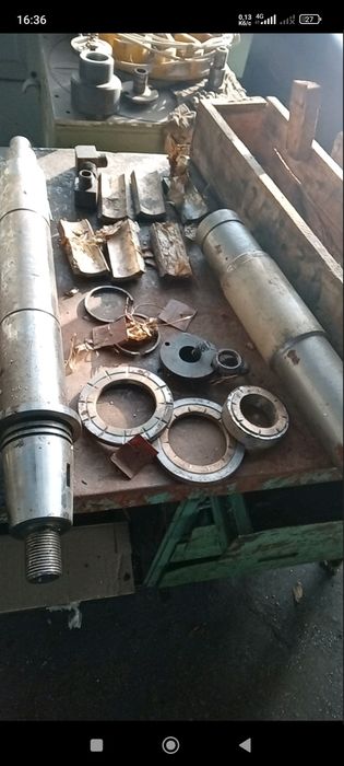Шпиндель 3Б722 полный зип