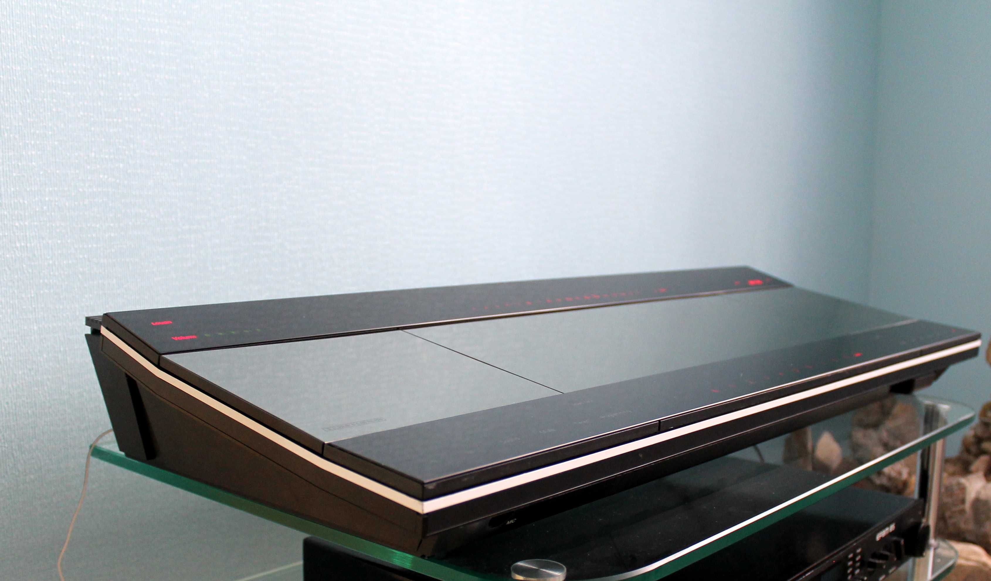 Топ Центр Bang Olufsen Beocenter 9500 Дания 14 кг.