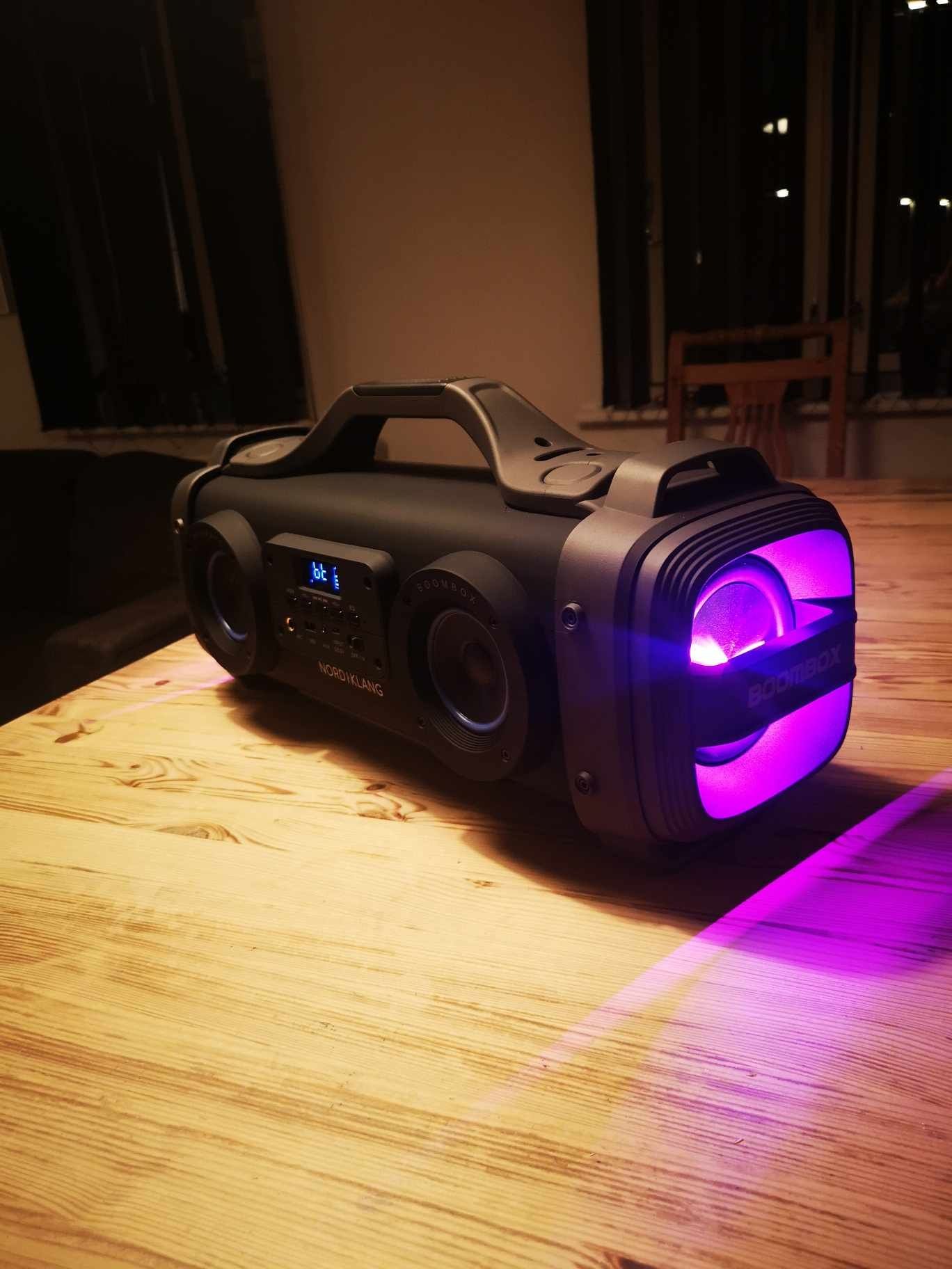 Głośnik bezprzewodowy typu boombox