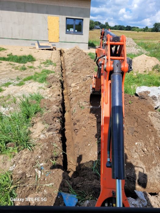 Usługi minikoparka, koparka, minikoparką, wykopy, roboty ziemne.