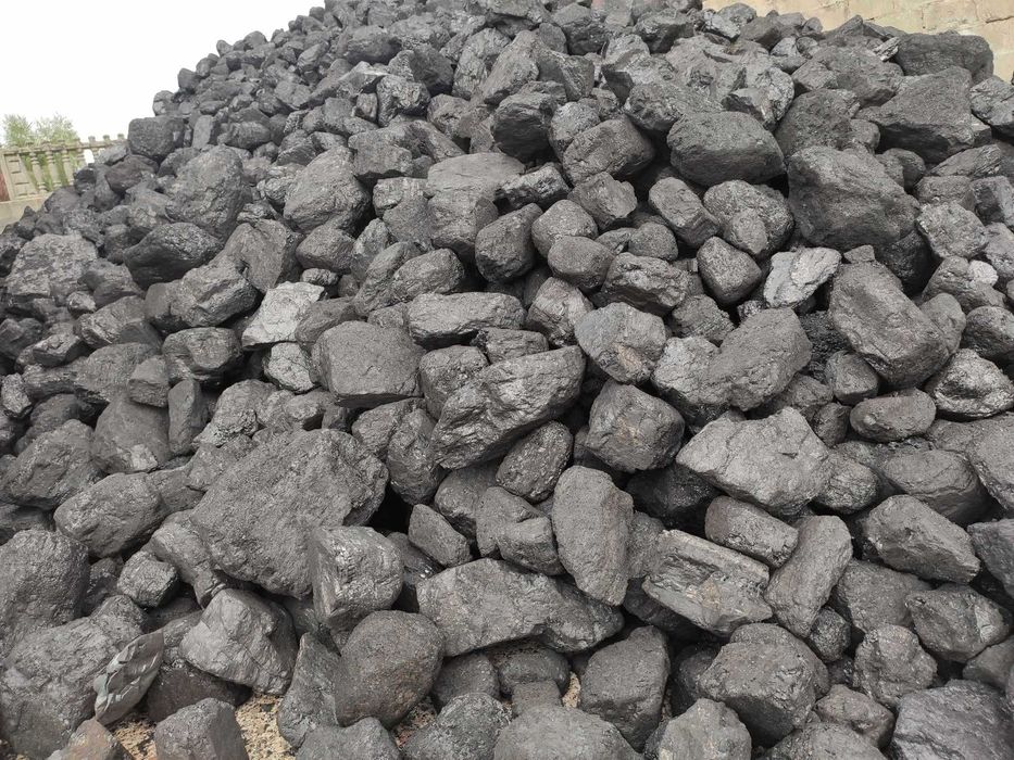 Węgiel kostka kęsy pacyny polski kal. 26-27Mj/kg luzem lub w workach