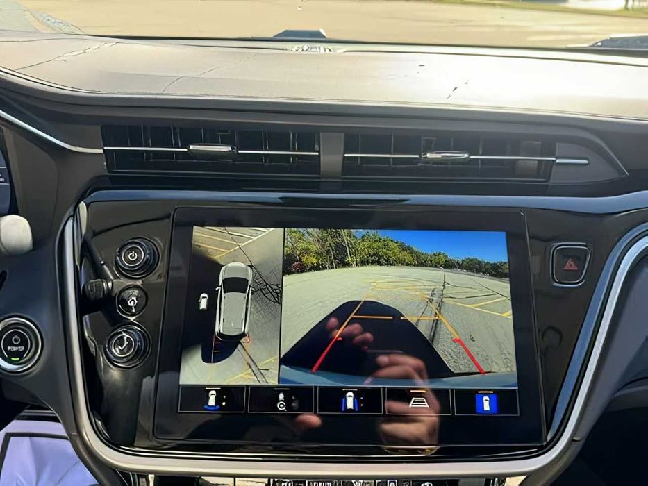 Chevrolet Bolt      2023