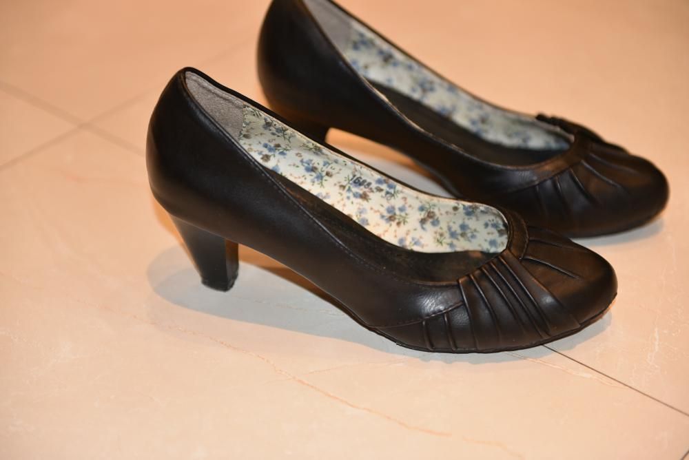 Angielskie buty damskie rozmiar 38 -Scarpe Deluxe- UNIKAT !!!