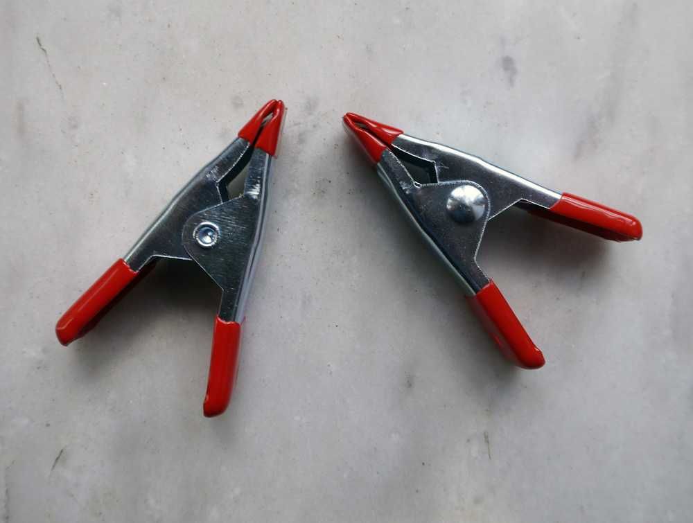 Ścisk sprężynowy (zacisk metalowy, klamra) 20 x 18 mm-20szt!