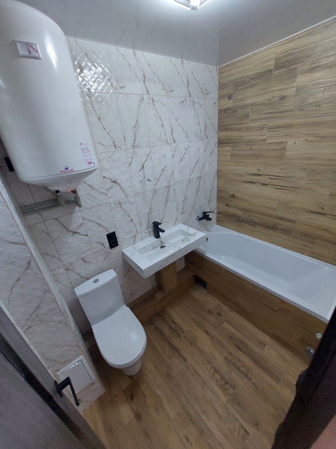 Продаж 2 кімнатна квартира з новим  ремонтом 3 Слобідська
