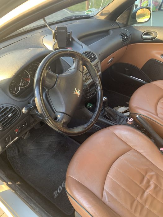 Auto Peugeot 206