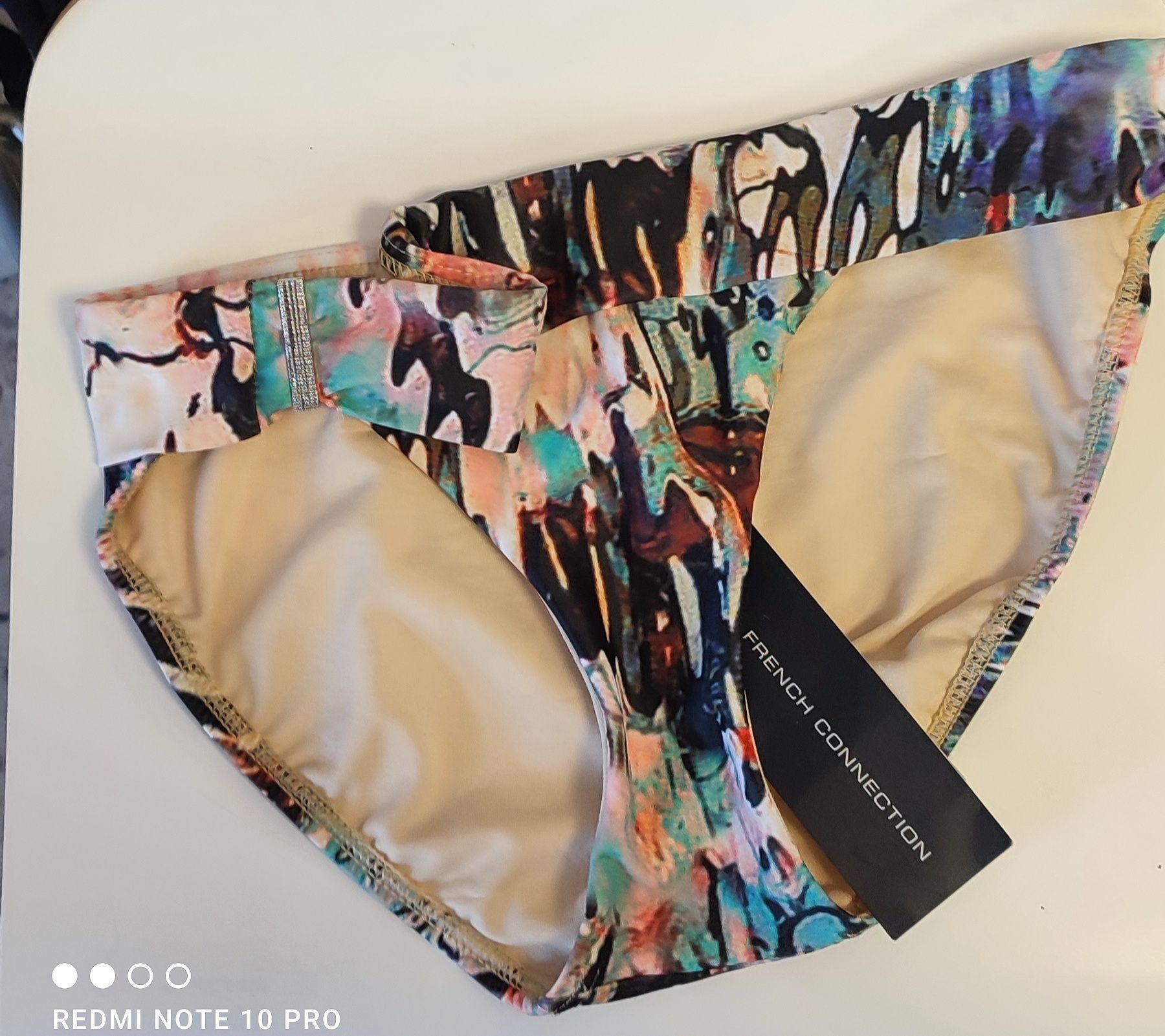 Majtki od bikini rozm.M.   0632