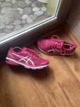 Спортивні кросівки Asics GT-1000