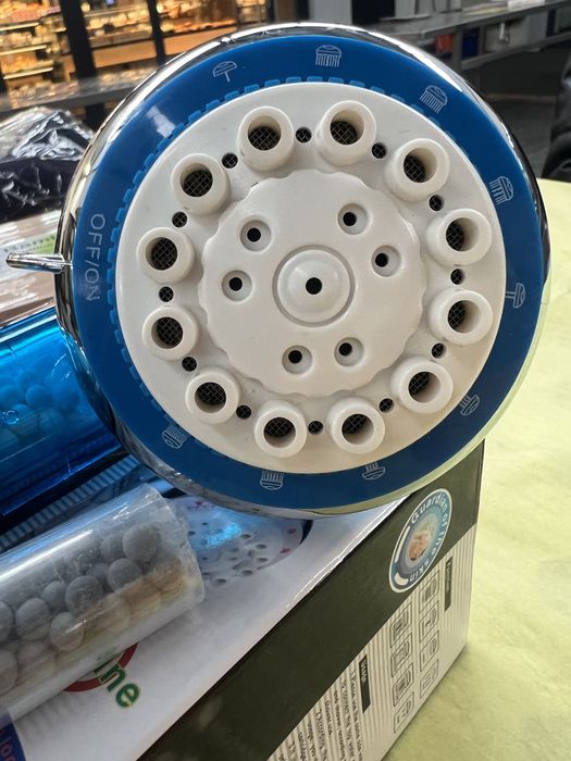 Sprzedam prysznic. Posiada 8 programów, wymienny filtr