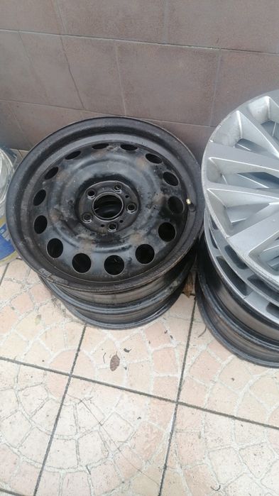 Felgi stalowe 16 plus kołpaki