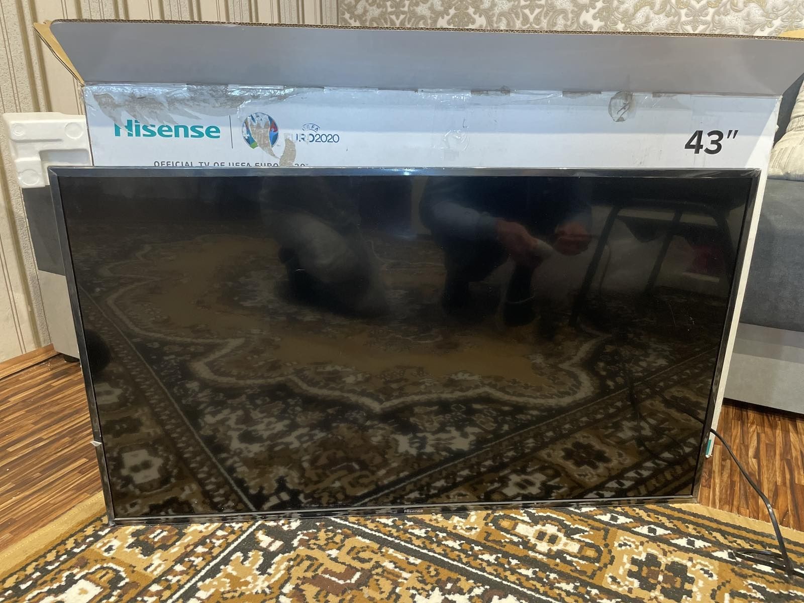 Телевізор Hisense 43 на діталі