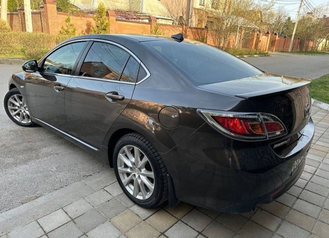 Продам Mazda 6,  2012 год