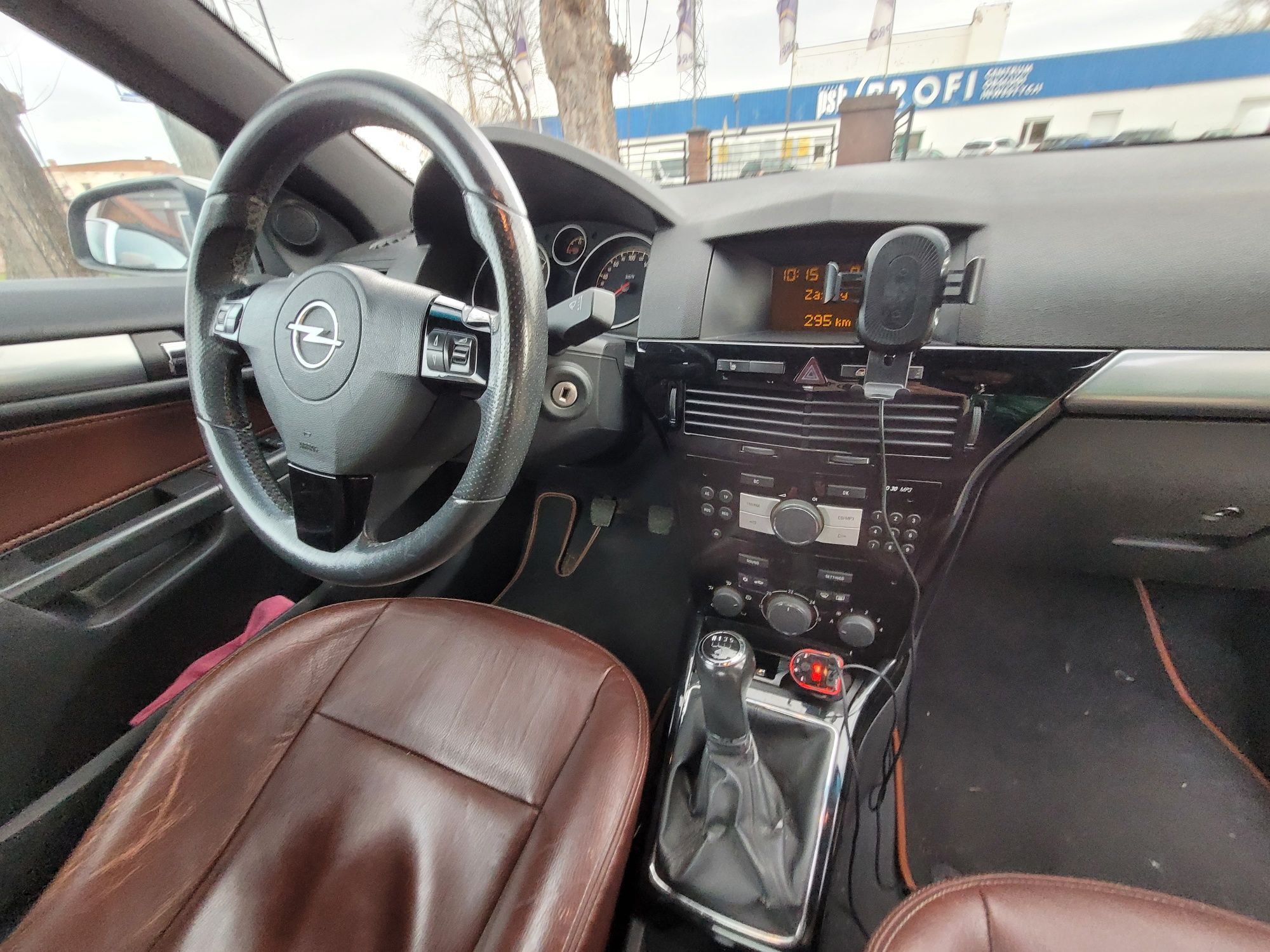Opel Astra TwinTop Z19dth 1.9 CDTI 16V 150KM