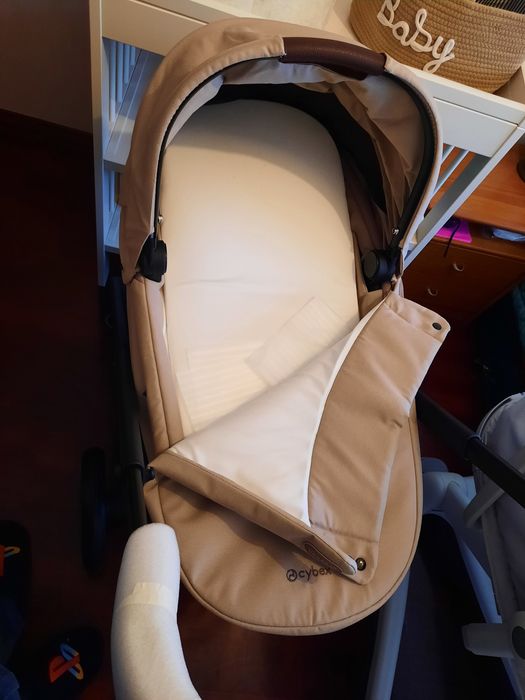 Alcofa CYBEX Gold Cot S Lux - NOVA
Cor Almond Beige