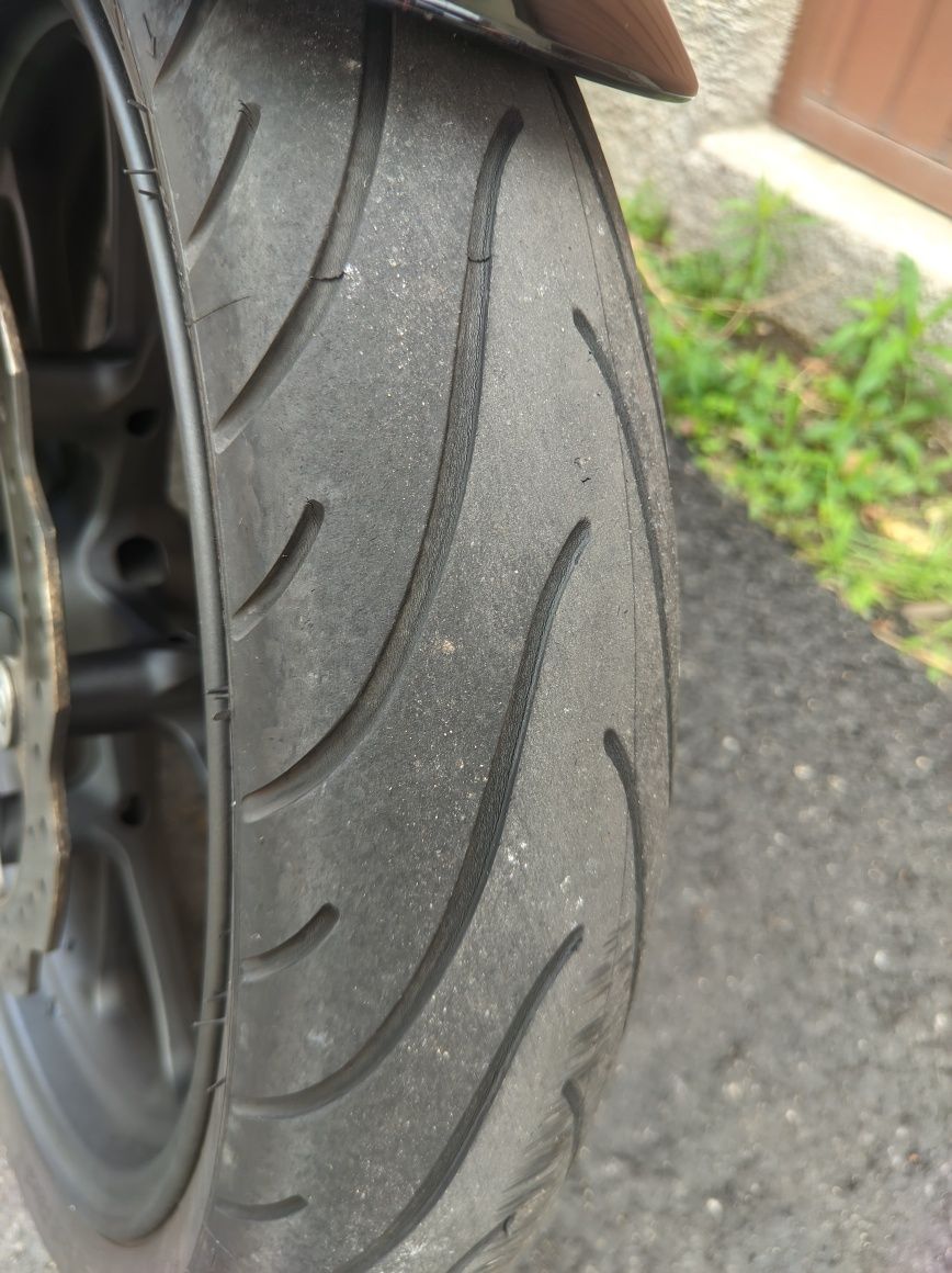 Vendo - Honda CB300R c/ extras (ver descrição).
