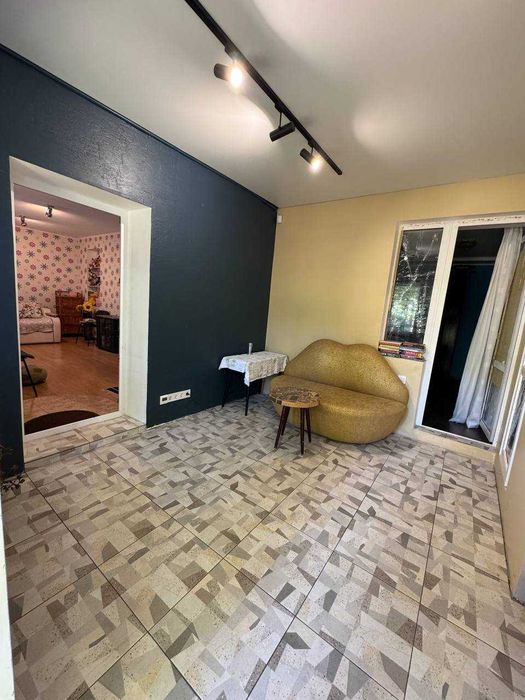 Продам 2 к квартиру біля моря